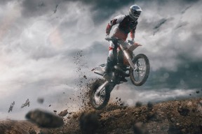 博彩-Faker巅峰对决，Doinb与50激战勇士分钟，最终不敌